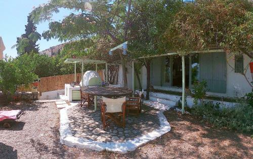 Kiveri 1876 Traditional Seafront Cottage