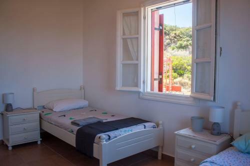 Secluded 3 Br House 5 Mins From Kapsali