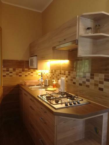 R�zsa Apartman