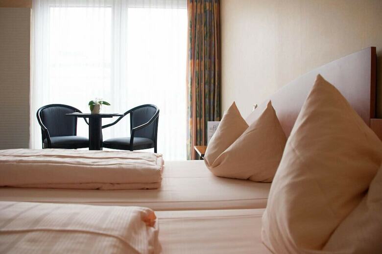Hotel Stadt P�ttlingen