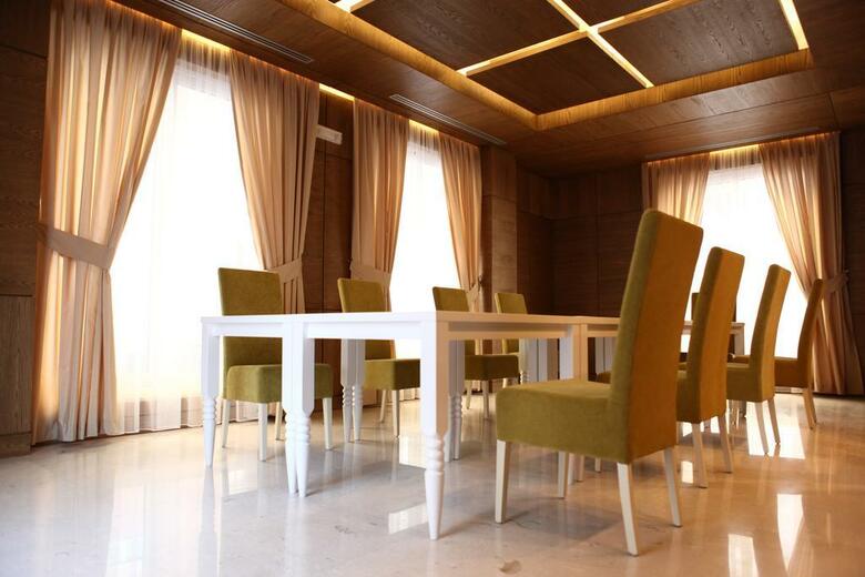 Prestige Hotel
