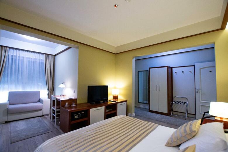 Hotel Sokrat
