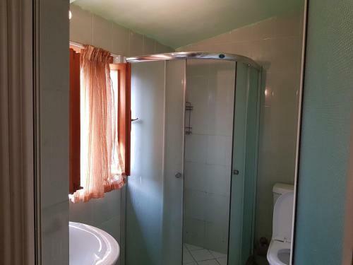 Hostal Rooms Vera's Vila