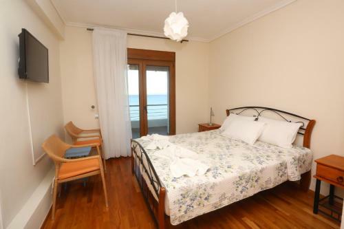Villa Omega - Beachfront, Garden, Bbq