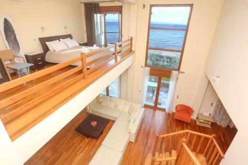 Villa Omega - Beachfront, Garden, Bbq