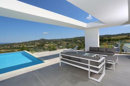 Villas Les Blancs 2 - Private Pool, 5 Bdrms, Panoramic View