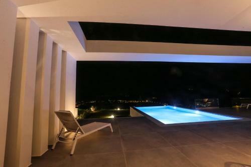 Villas Les Blancs 2 - Private Pool, 5 Bdrms, Panoramic View
