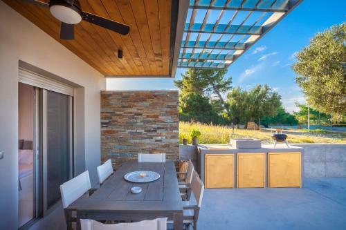 Olive White Villa