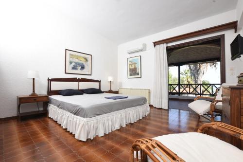 Seafront Palm Villa