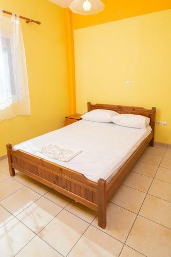Peroulia 1st Floor Apartment