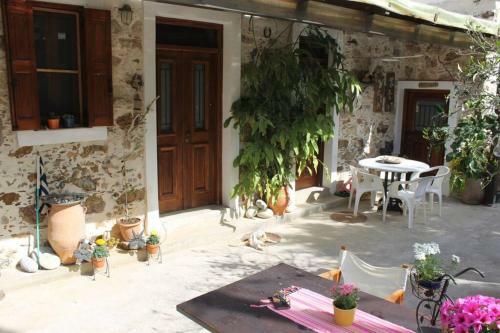 Olga's Traditional Stone House, Palaiochora
