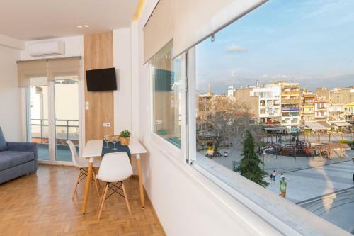 Apartamento Pantheon Square View Komotini