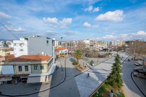 Apartamento Pantheon Square View Komotini