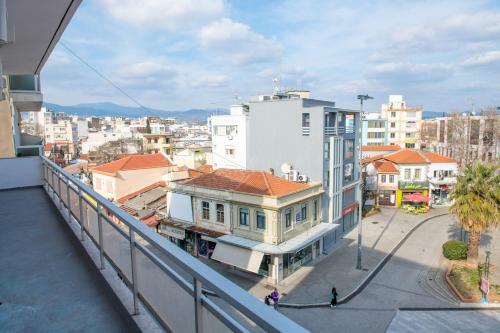 Apartamento Pantheon Square View Komotini