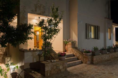 Villa Maira Luxurious With Private Swimming Pool