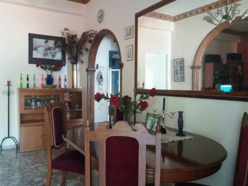 Nefeli's Country House