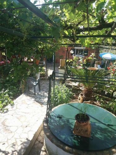 Nefeli's Country House