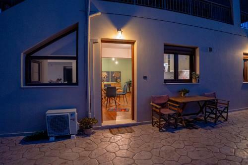 Great Sea View Apartment Kokkini Hani