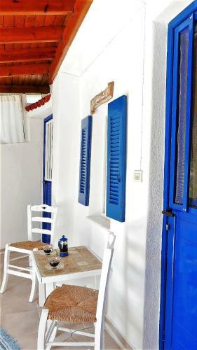 Stella's Home In Koronos