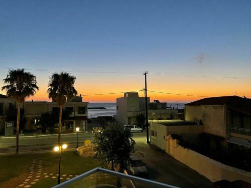 Aria Apartments 100 M From The Beach