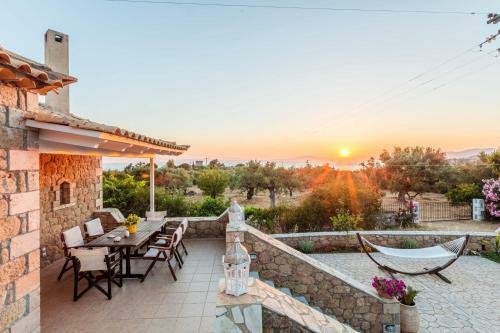 Apartamento Mani's Aura Seaside-spacious Summer Retreat