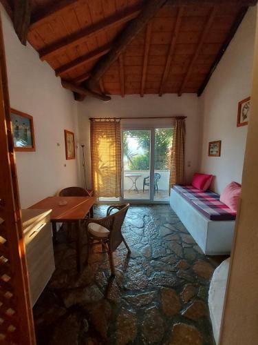 Beautiful House Wiht Sea View In Samos Island
