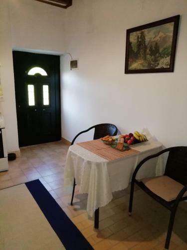Michalis' House At Kouramades
