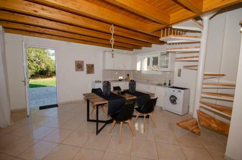Villa Hedioni By Agroholidays