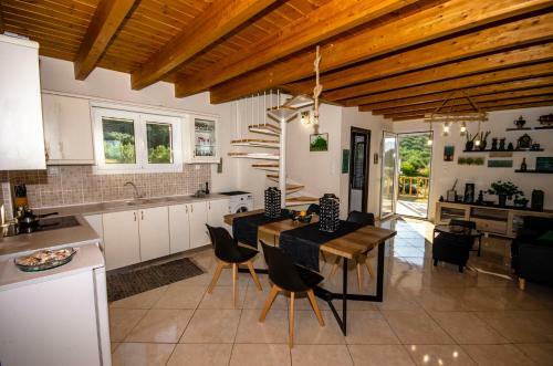 Villa Hedioni By Agroholidays