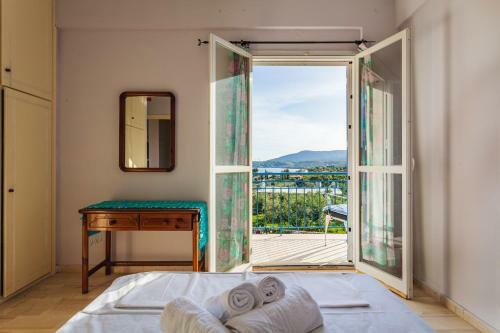 Apartamento Koroni Seaview Retreat - Summer Escape Lodging
