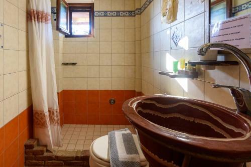 Eros Pittoresque Retreats - Perfect Location, Panoramic Seaview