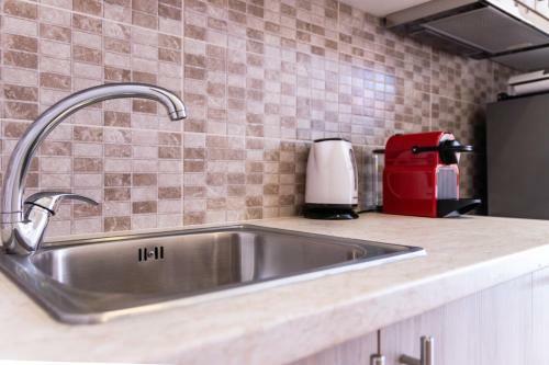 Hostal Markos Luxury Apartments