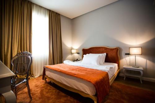 Diplomat Hy Hotel