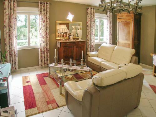 Holiday Home Savignac Les Eglises Rue Du Marchat