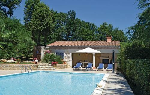 Holiday Home Savignac Les Eglises Rue Du Marchat