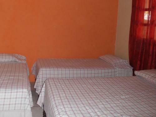 Hotel & Hostal Yaxkin Copan