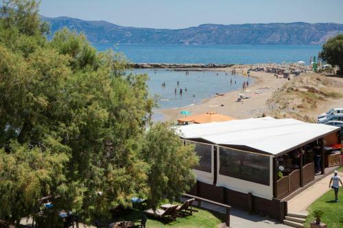 Mavros Molos Seaside Apartment