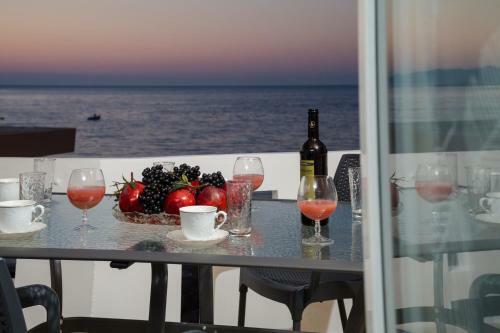 Mavros Molos Seaside Apartment