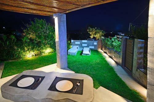 Villa Cave Luxury House
