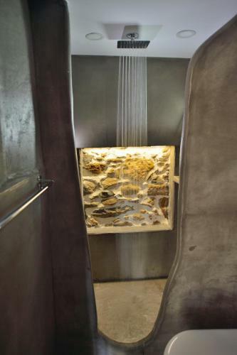 Villa Cave Luxury House