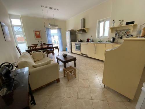 Kaloudis Apartment New 2021