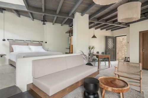 Velanis ?ouse, Style Into Nature - Secluded