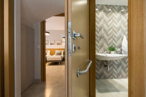 Villa Limosa Luxury Residences