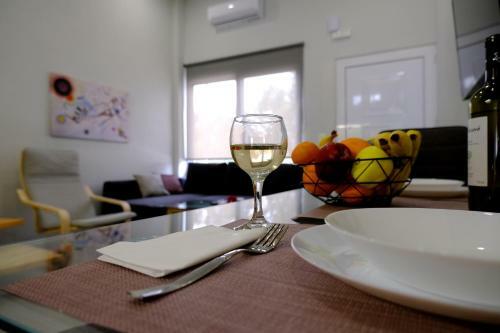 Erinaki Apartments