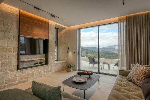 Villas Phos And Kallos