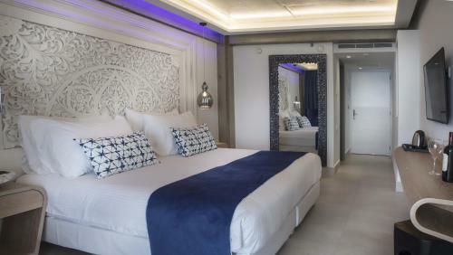 Cretan Blue Beach Hotel