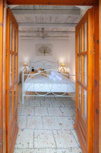 Avli Traditional Home With Private Jacuzzi