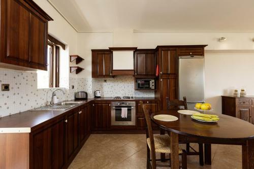 Kahlua Bay Apartments