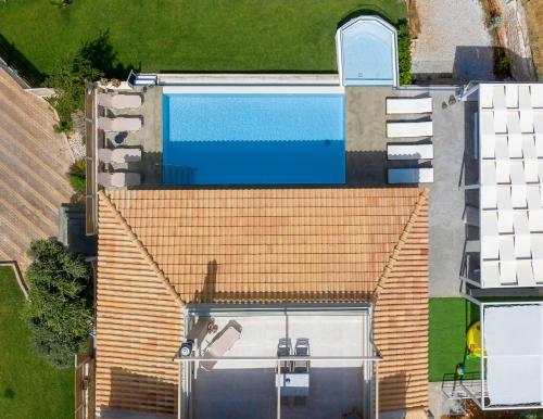 Alba Bianca Villa, A Secluded Retreat!