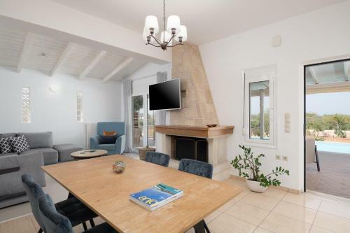 Alba Bianca Villa, A Secluded Retreat!
